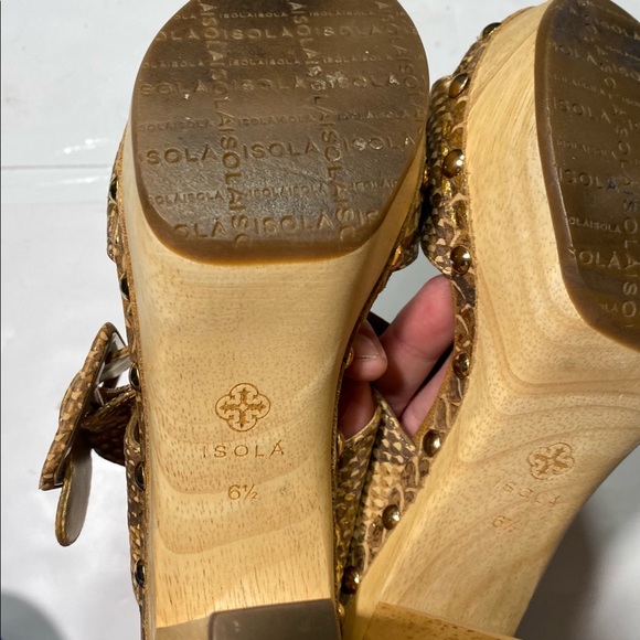 Isola Metallic Shimming  Mandra Snake Print Big Side Buckle Wood Heels Size 6.5 - Picture 14 of 15